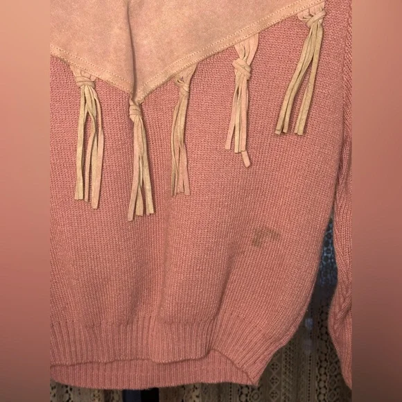 VTG Pioneer Wear Women's V-Neck Sweater Tassels - Picture 2 of 7